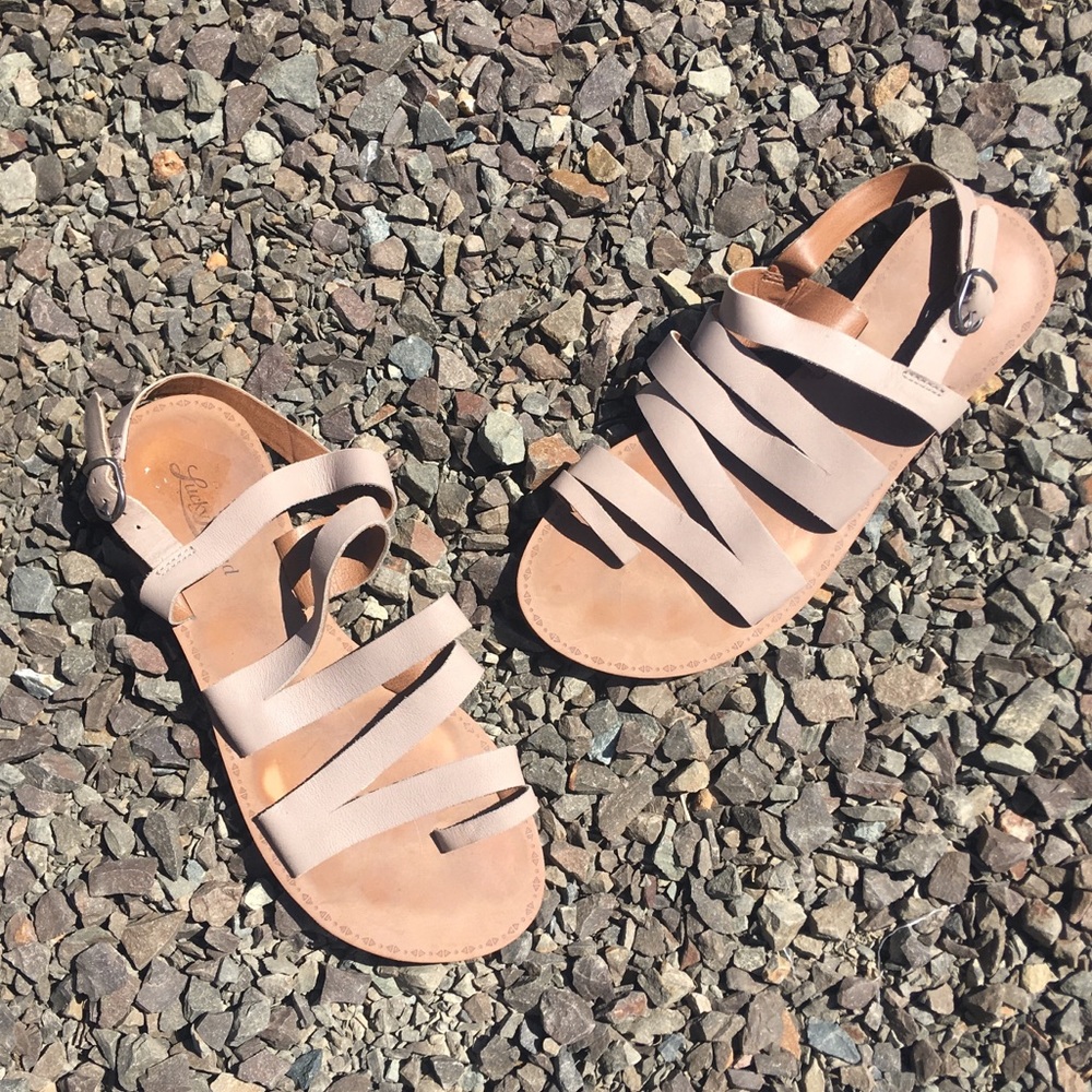 Lucky Brand Toe Strap Flat Leather Sandals